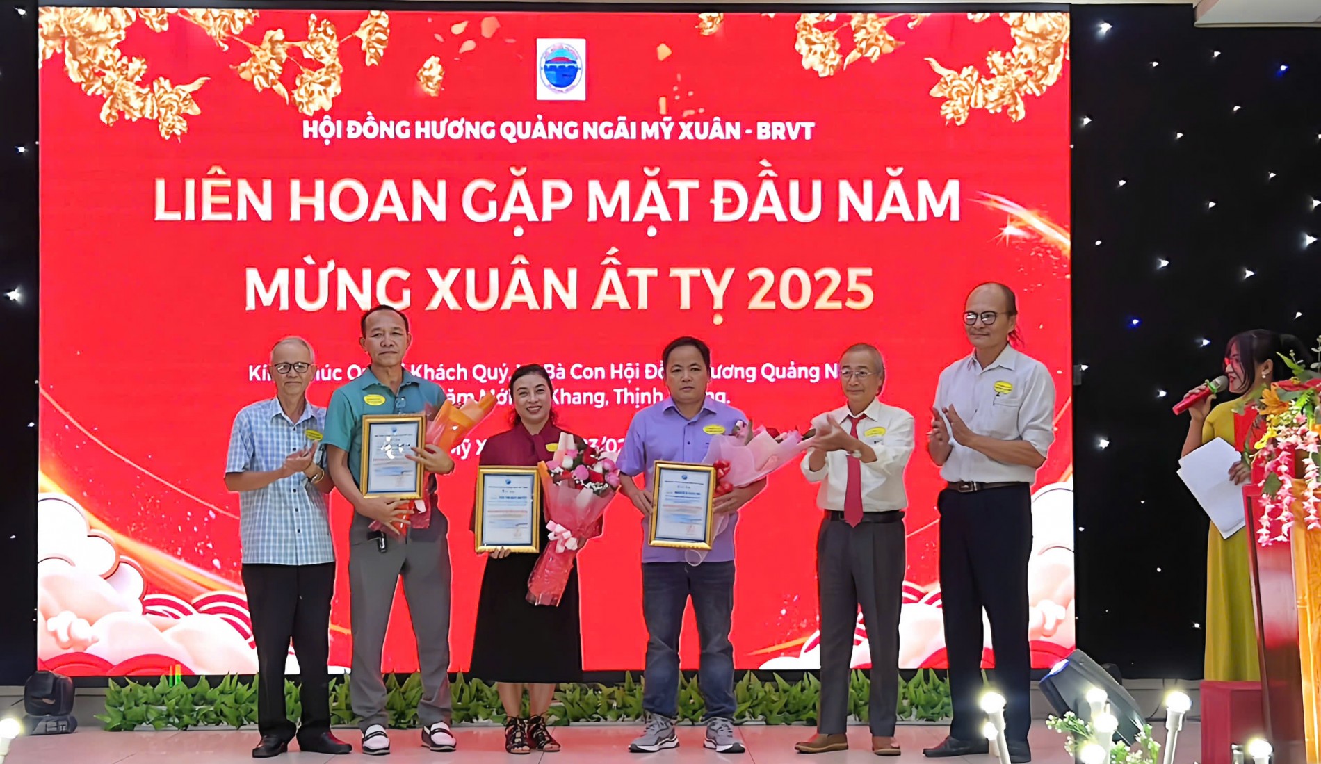 hoi_dong_huong_quang_ngai_tai_my_xuan_noi_tinh_yeu_thuong_dom_hoa_va_chap_canh_kinh_te_1